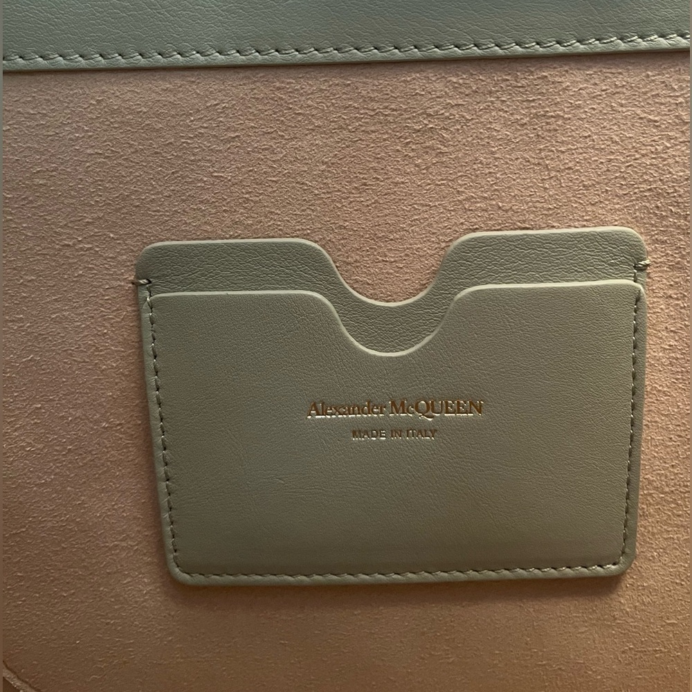 Authentic Alexander McQueen The Tall Story Tote Bag - Picture 4 of 16